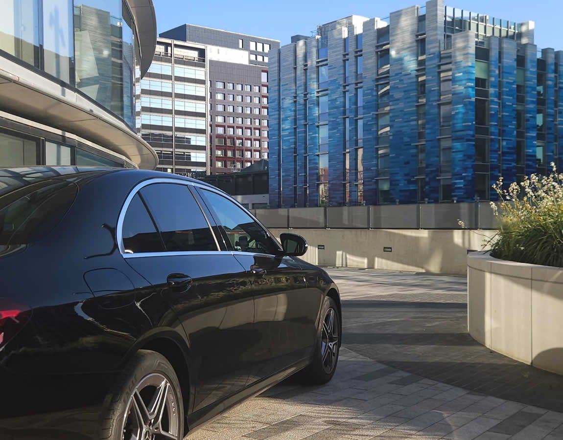 Airport transfers Brentwood Essex airport transfers near me