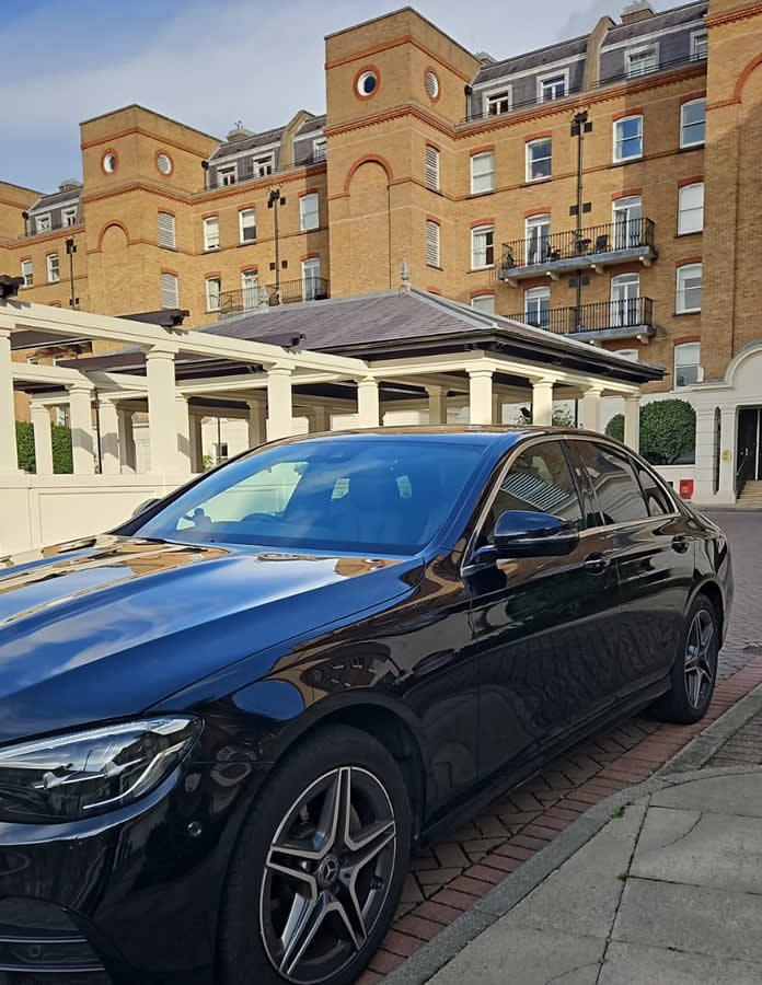 Airport transfers Brentwood Essex airport transfers near me